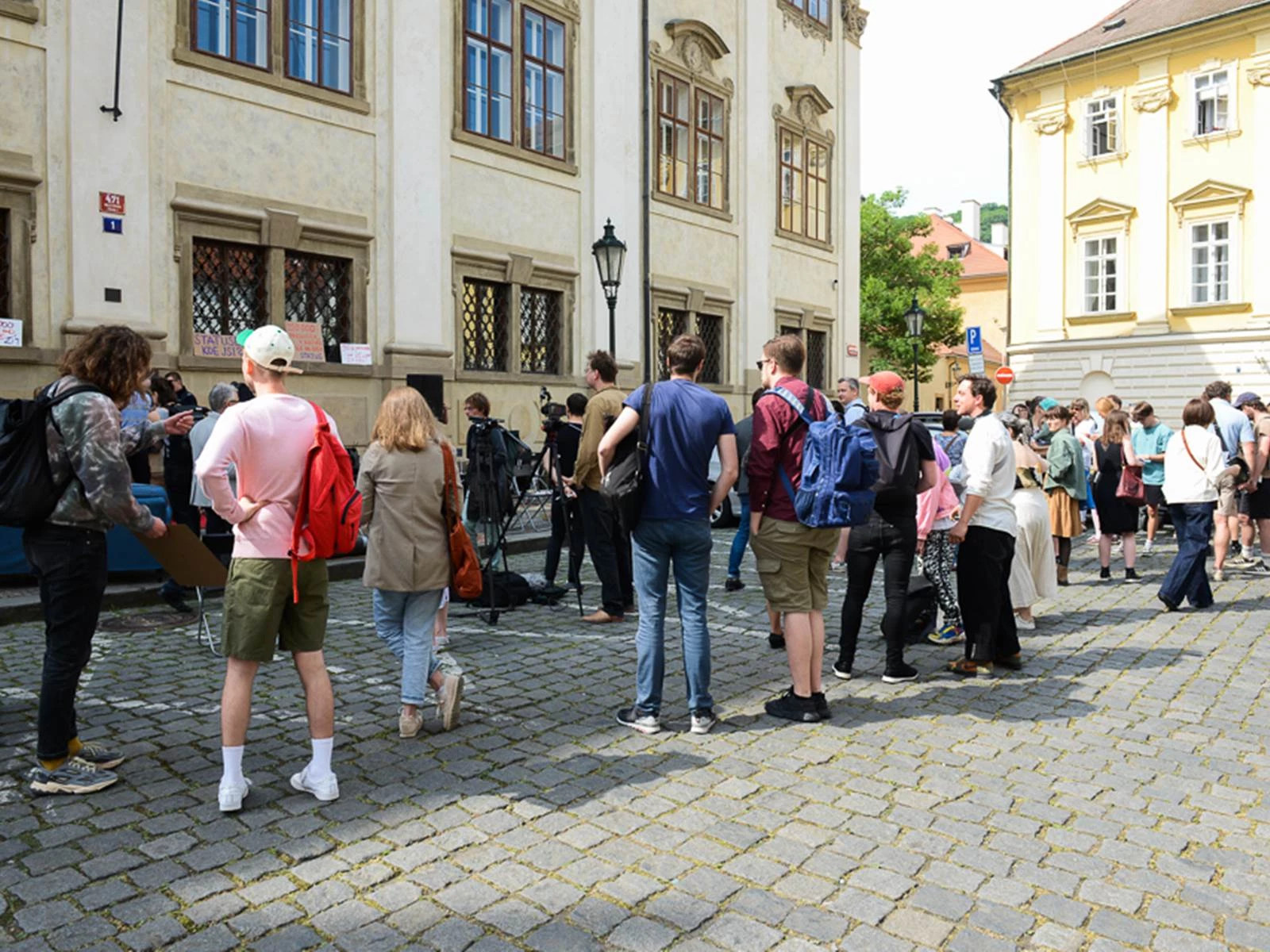 Demonstrace za status umělce před Ministerstvem kultury (2023)